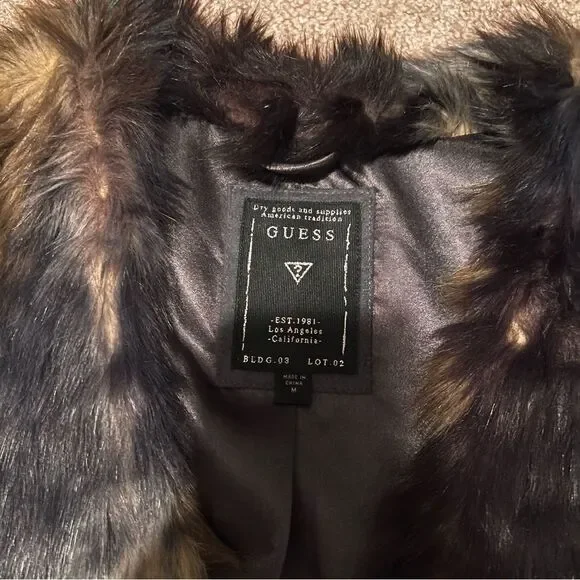 GUESS Faux Fur Vest Multicolor Sleeveless Size M - Picture 3 of 3